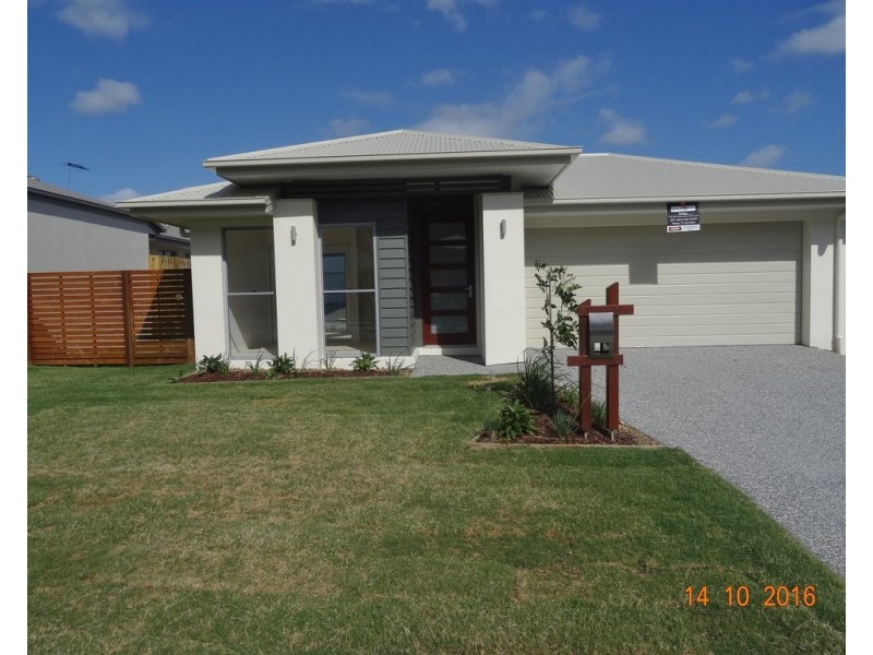 33 Ravenbourne Circuit, Capalaba QLD 4157