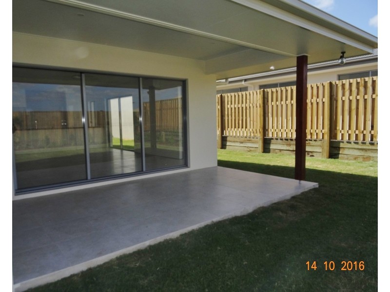 33 Ravenbourne Circuit, Capalaba QLD 4157