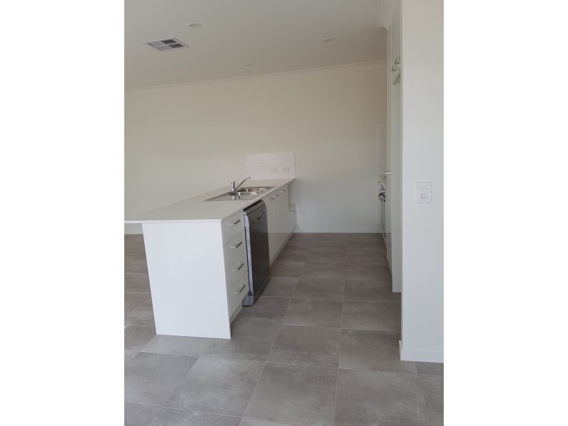 32/20 Eminence Lane, Bridgeman Downs QLD 4035