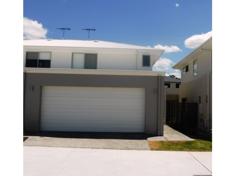 20 Eminence Lane, Bridgeman Downs QLD 4035