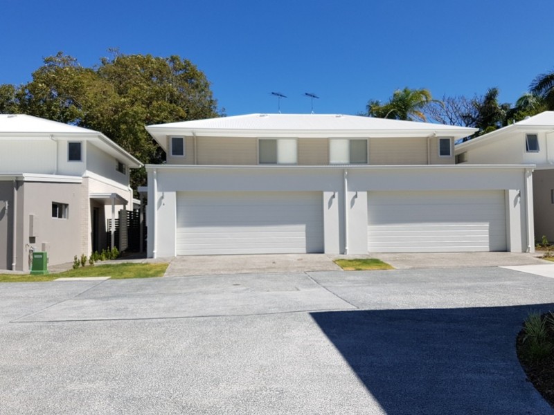 20 Eminence Lane, Bridgeman Downs QLD 4035