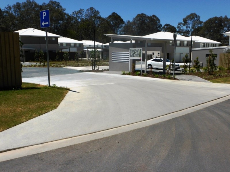 20 Eminence Lane, Bridgeman Downs QLD 4035