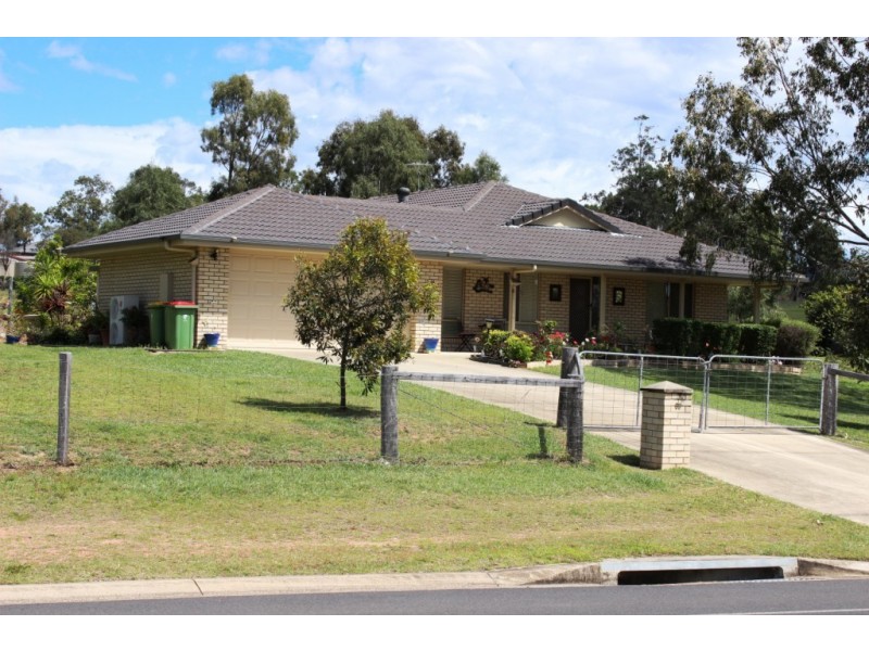 69 Fairway drive, Kensington Grove QLD 4341