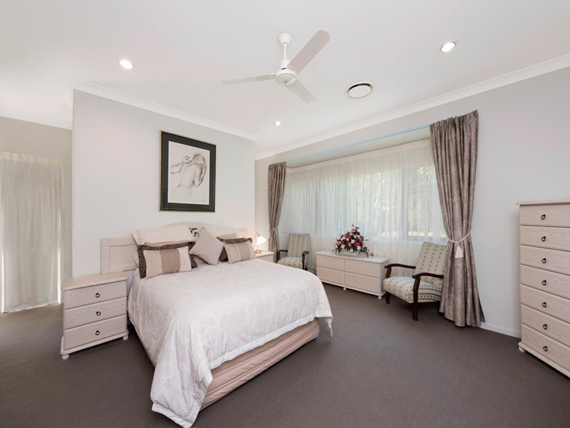 45 Watervale Parade, Wakerley QLD 4154