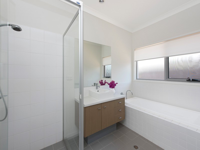 45 Watervale Parade, Wakerley QLD 4154