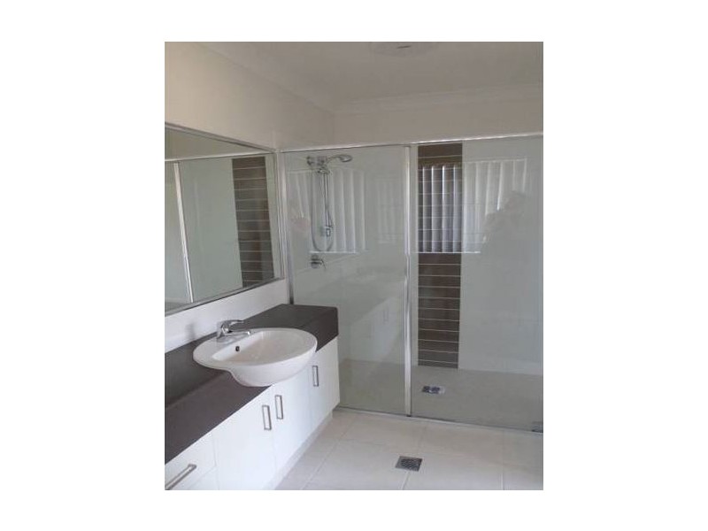 15 Alessandra Circuit, Coomera QLD 4209