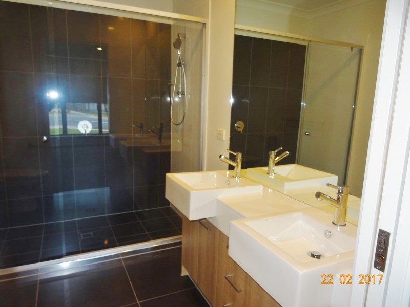 27 Southwood Crescent, Capalaba QLD 4157