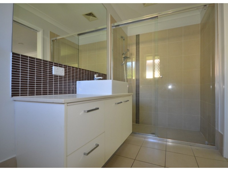 24 Roosevelt Close, Banyo QLD 4014