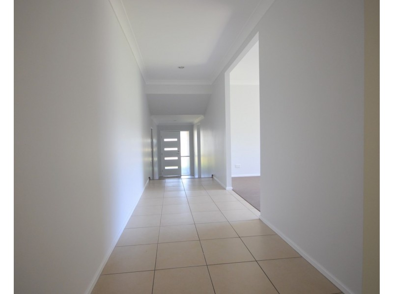 24 Roosevelt Close, Banyo QLD 4014