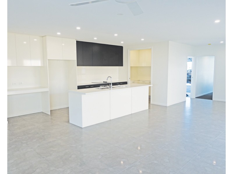 78 Ravenbourne Circuit, Capalaba QLD 4157