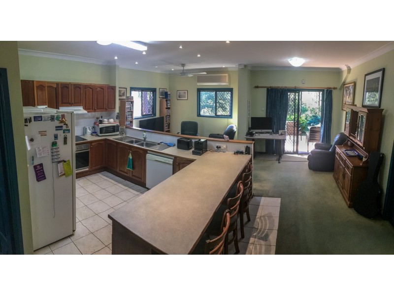 401 Brookfield Road, Kenmore Hills QLD 4069