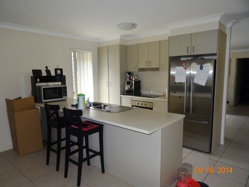 16 Waterlilly Circuit, Rothwell QLD 4022