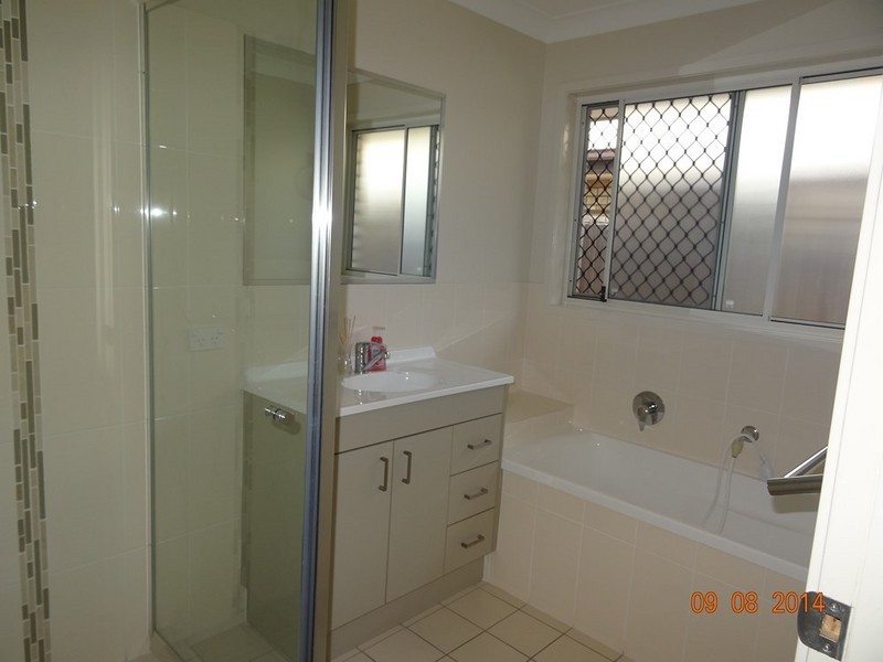 16 Waterlilly Circuit, Rothwell QLD 4022