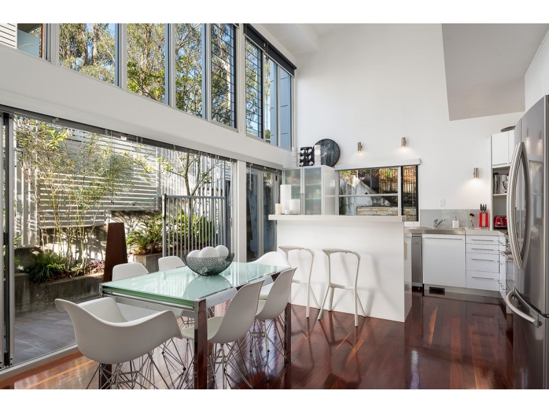 76 Hillsdon Road, Taringa QLD 4068
