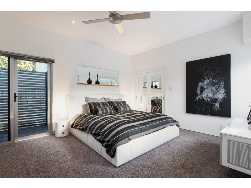76 Hillsdon Road, Taringa QLD 4068