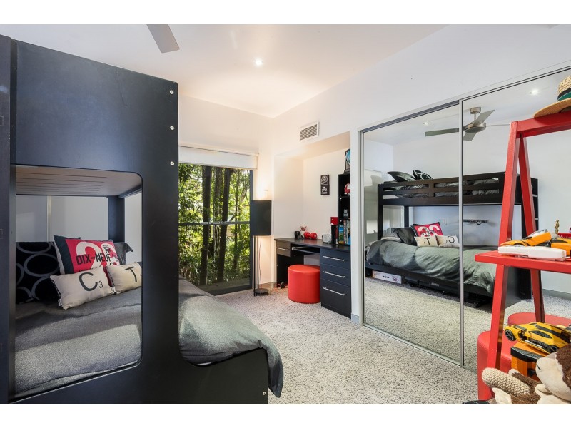 76 Hillsdon Road, Taringa QLD 4068