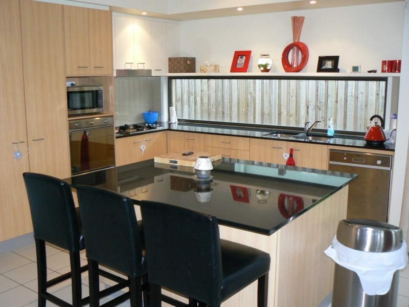 60 Mossvale Drive, Wakerley QLD 4154