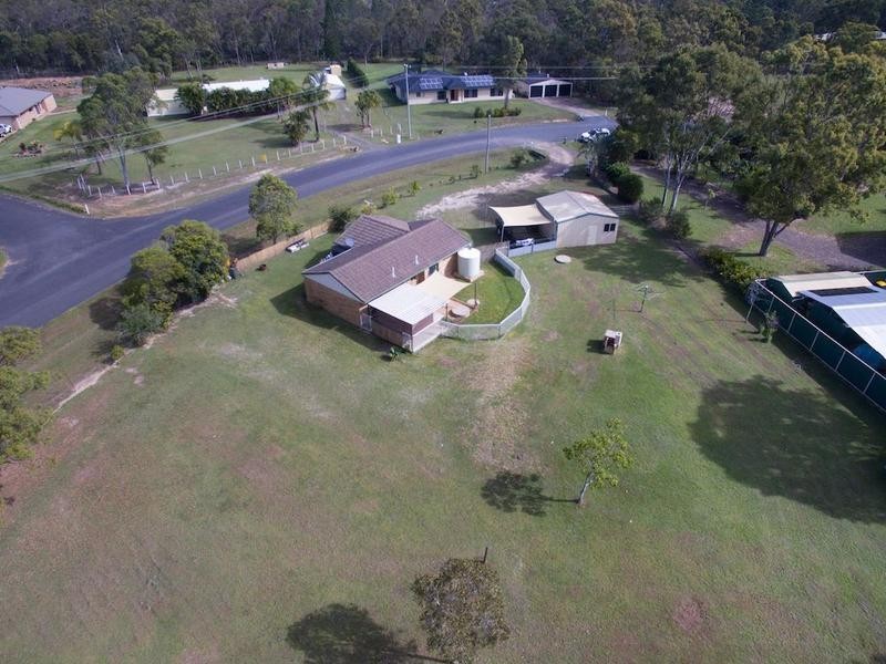 26 Park Estate Drive, Branyan QLD 4670