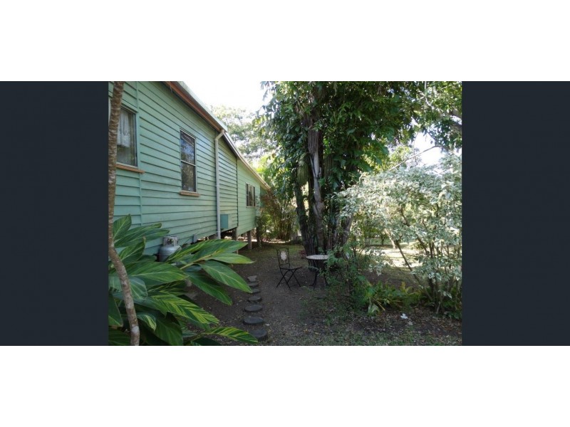 8 Callaghan Street, Rosedale QLD 4674