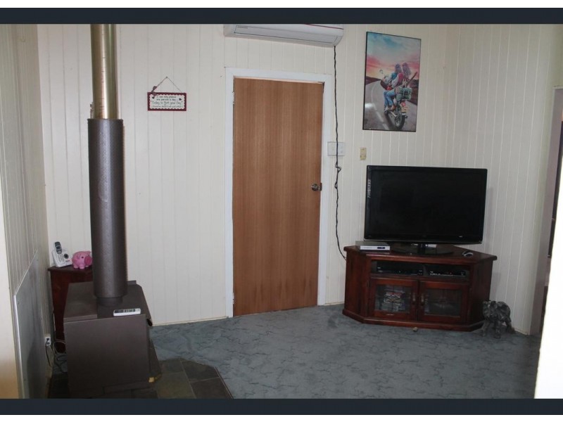 3 Fairy Street, Abercorn QLD 4627