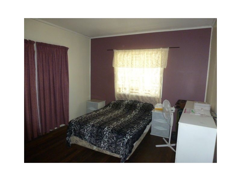 63 Moreton Street, Eidsvold QLD 4627