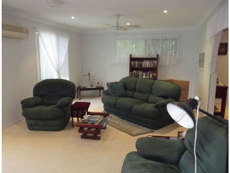 4 Kimber Street, Biggenden QLD 4621