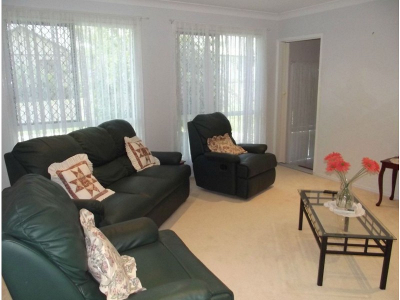 4 Kimber Street, Biggenden QLD 4621