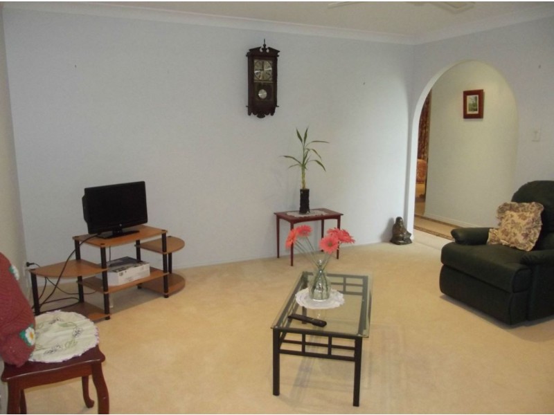 4 Kimber Street, Biggenden QLD 4621