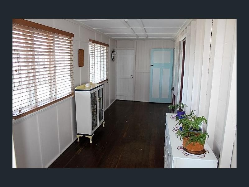 10 Morris Terrace, Gin Gin QLD 4671