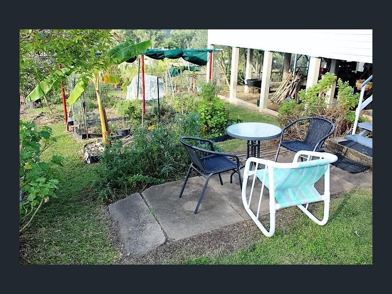 10 Morris Terrace, Gin Gin QLD 4671