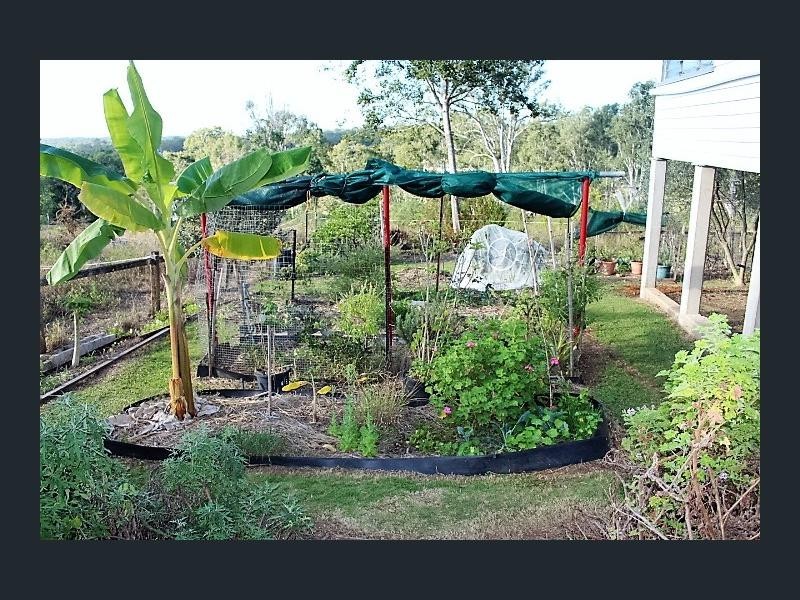 10 Morris Terrace, Gin Gin QLD 4671