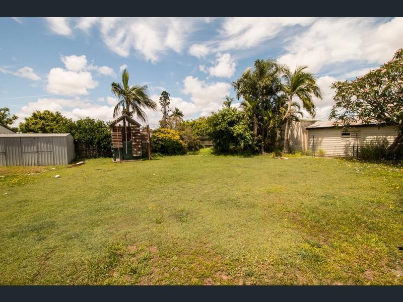 2 Churchill Street, Svensson Heights QLD 4670