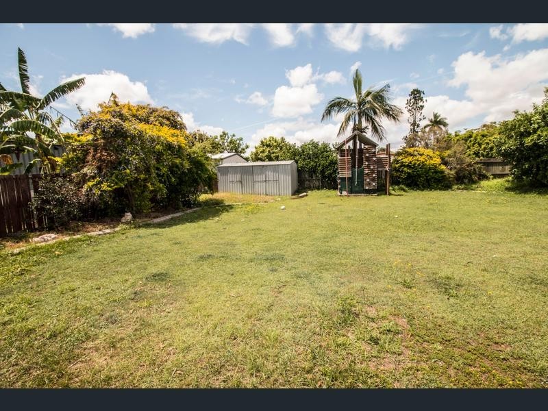 2 Churchill Street, Svensson Heights QLD 4670