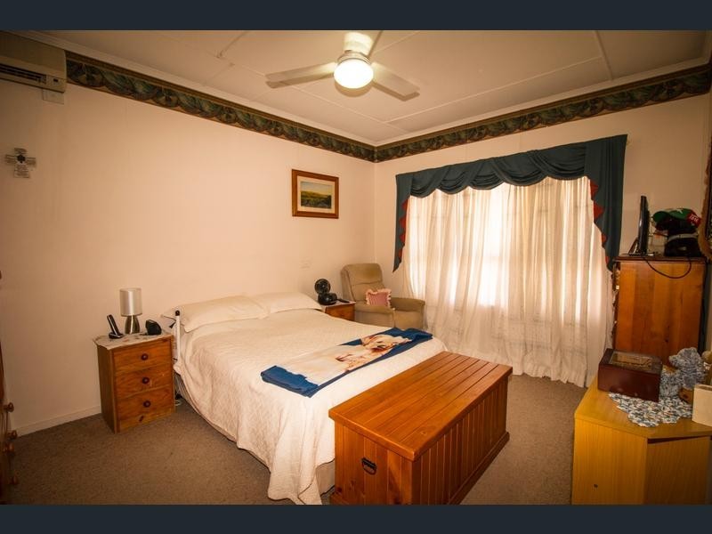 2 Churchill Street, Svensson Heights QLD 4670