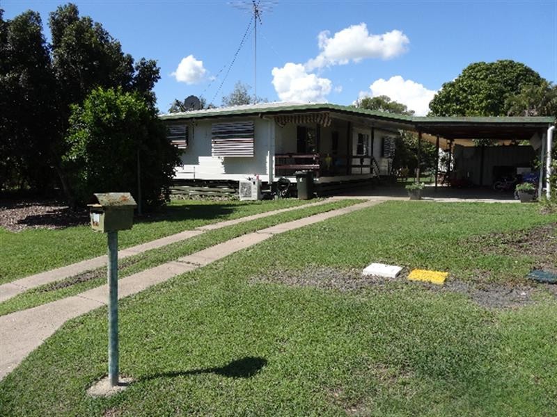 15 Elliott street, Moura QLD 4718