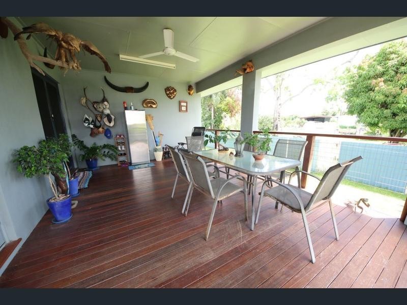 24 Sixth Street, Home Hill QLD 4806