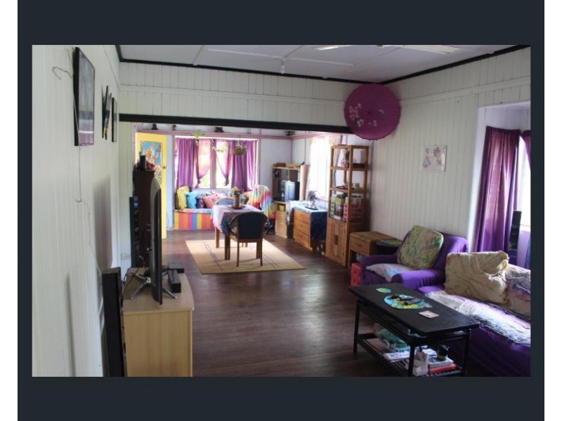 55 Barton Road, Kolonga QLD 4671