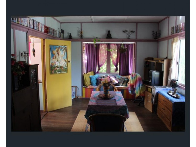 55 Barton Road, Kolonga QLD 4671