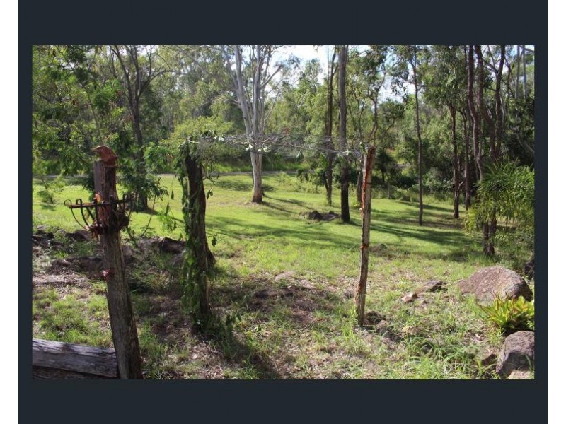 55 Barton Road, Kolonga QLD 4671