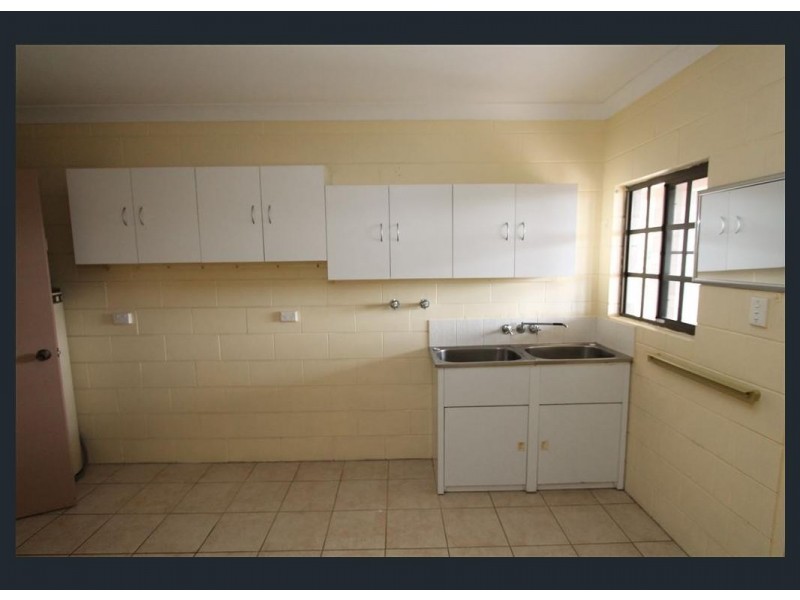 112 Juanita Drive, Mount Kelly QLD 4807