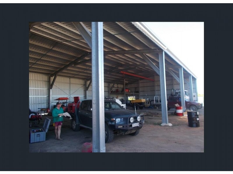 112 Juanita Drive, Mount Kelly QLD 4807