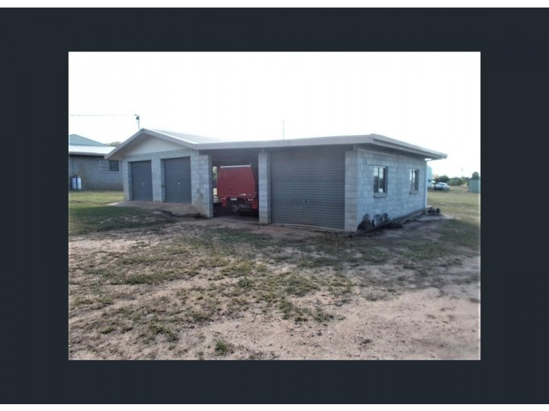 112 Juanita Drive, Mount Kelly QLD 4807