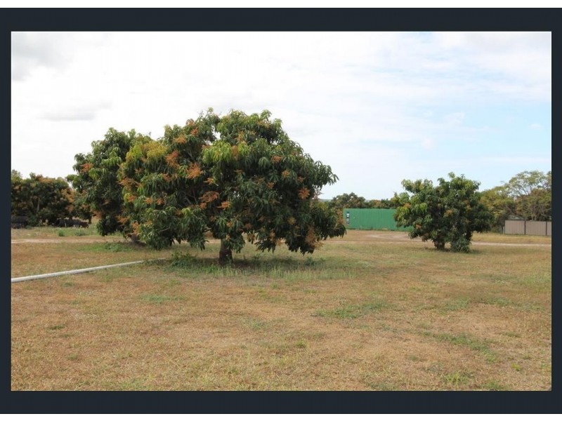 112 Juanita Drive, Mount Kelly QLD 4807