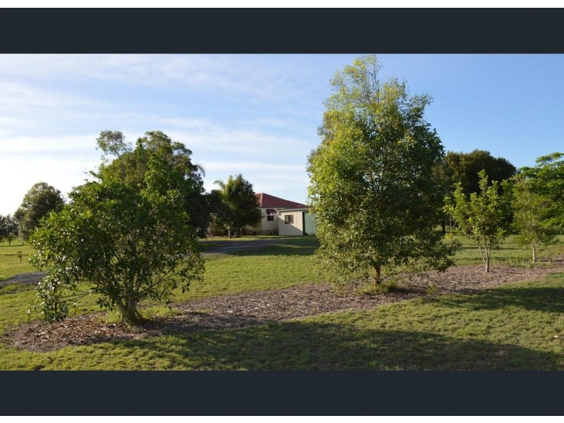 43 Lakeview Drive, Alloway QLD 4670