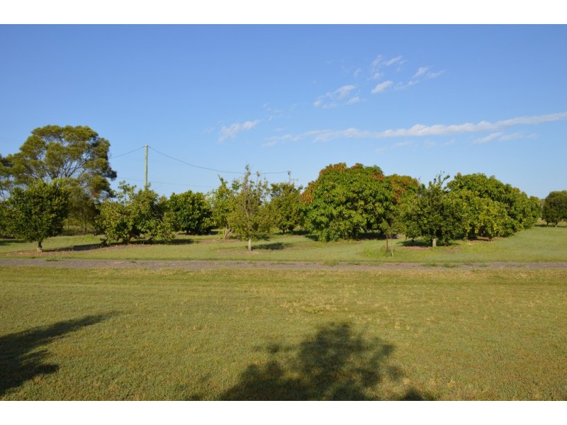 43 Lakeview Drive, Alloway QLD 4670