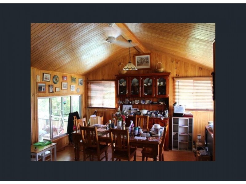 378 Ferry Hills Road, Wallaville QLD 4671
