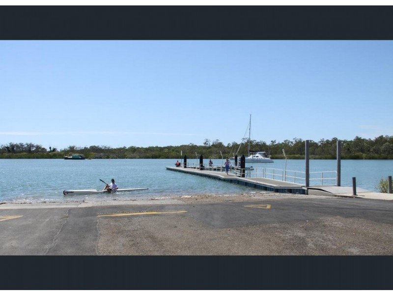 29 Lighthouse Drive, Boyne Island QLD 4680