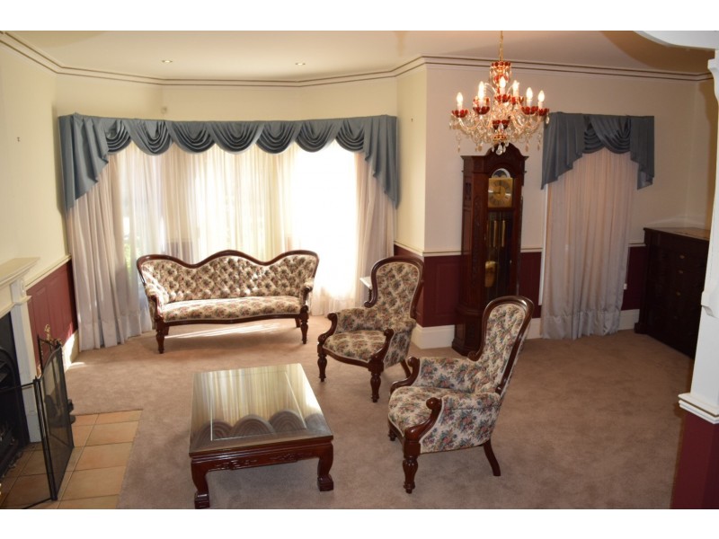 5 Torrens Place, Parkinson QLD 4115