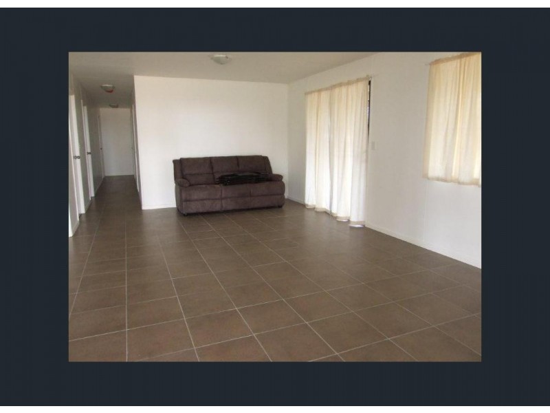 22 Bedford Street, Blackall QLD 4472