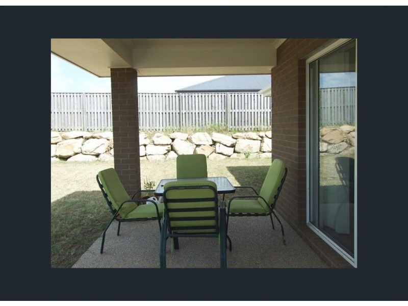 32 Koolivoo Parade, Boyne Island QLD 4680